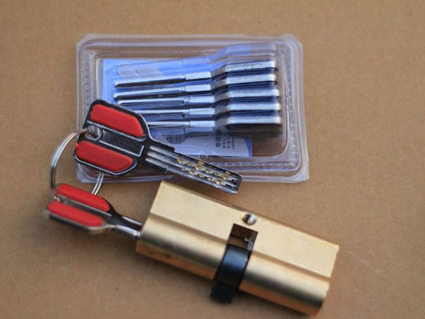 四川24小时上门开锁公司